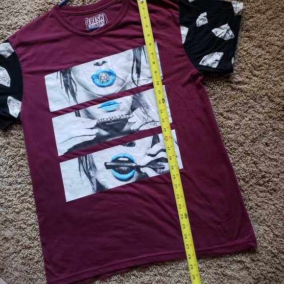 Fresh Laundry Rolling Diamonds T Shirt - Picture 6 of 7